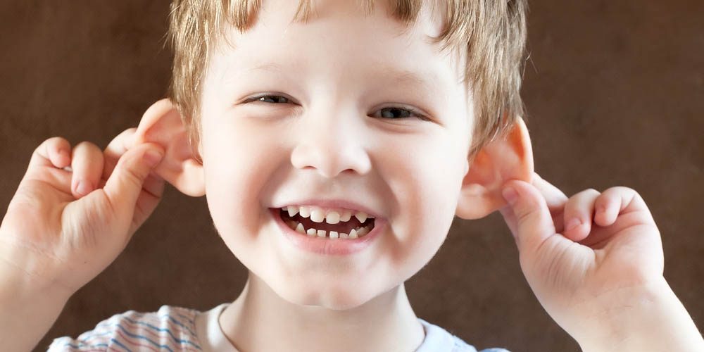 Você está feliz com as orelhas do seu filho?